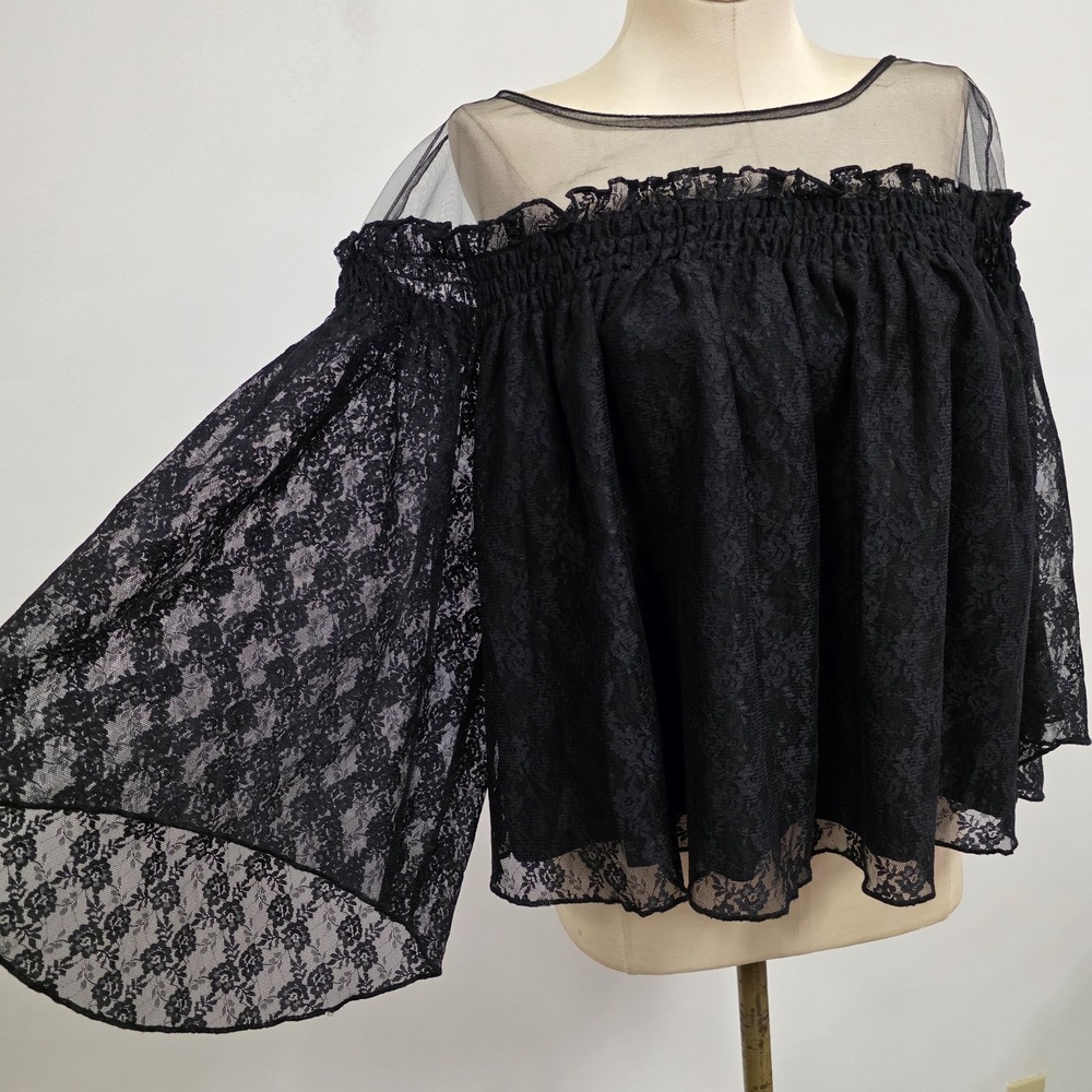 Leith Black Lace Whimsigoth‎ Top Size M Dark Fairy Witchy Flared Sleeve Sheer